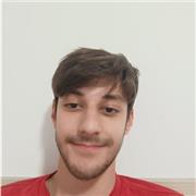 Estudiante de doble grado de derecho y economía que da clases de repaso y deportes